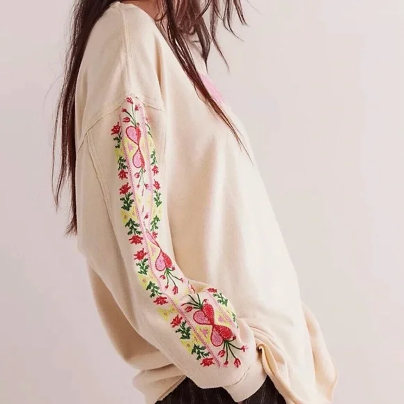 Free People All My Heart Embroidered Tee Size We The Free - Picture 3 of 14